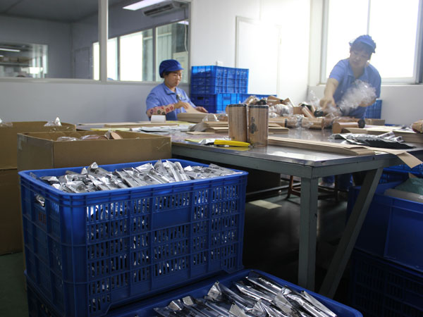 黑膏藥如何正確使用？怎么貼？方法都在這里