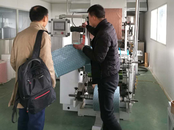 黑膏藥批發(fā)哪家比較好？正規(guī)膏藥廠家需要具備什么實力？