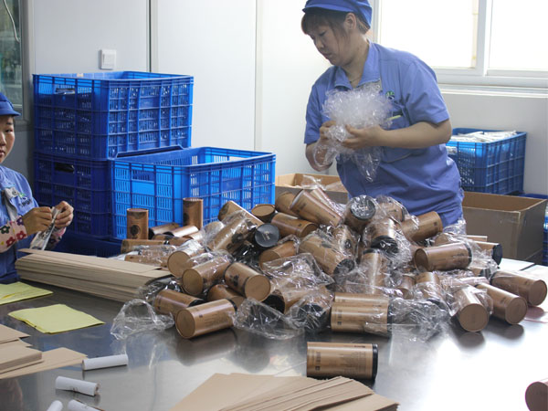 找膏藥貼加工廠代生產(chǎn)膏藥優(yōu)勢，膏藥oem代加工的費用是多少