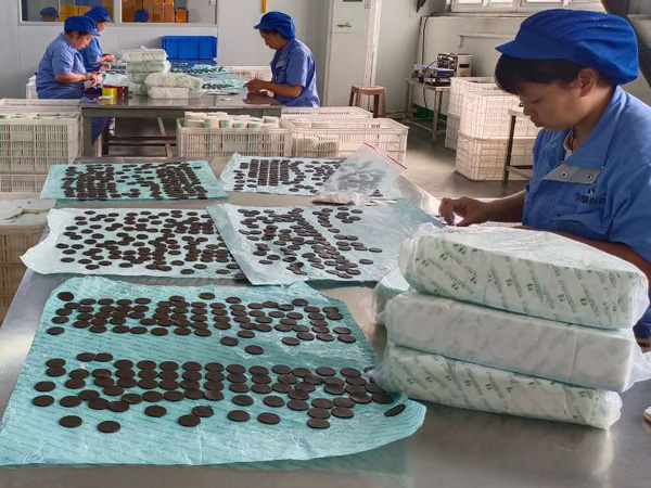 膏藥貼牌生產(chǎn)廠家那么多，怎么選廠家？正規(guī)膏藥廠家看這5點(diǎn)